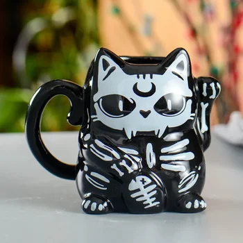 Kūrybingas ir mielas keraminis puodelis Kačių puodelis Vandens puodelis Helovinas Vaiduoklių dienos kavos puodelis Juodas animacinis filmas Laimingas katės puodelis Puodeliai Kavos puodeliai