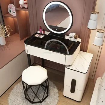 Minimalistinis persirengimo stalas Miegamasis Modernus stalčius Sense Prabangus integruotas daiktadėžė Spintelė Makiažo stalas su veidrodžių rinkiniu