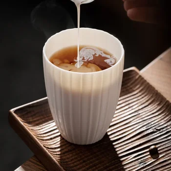 Vertikalūs grūdai Ožkos riebalai Jadeceramic vandens puodelis Paprastas baltas porcelianas Kolos namų ūkis Aukšta temperatūra gali būti šildomas Pieno puodelis